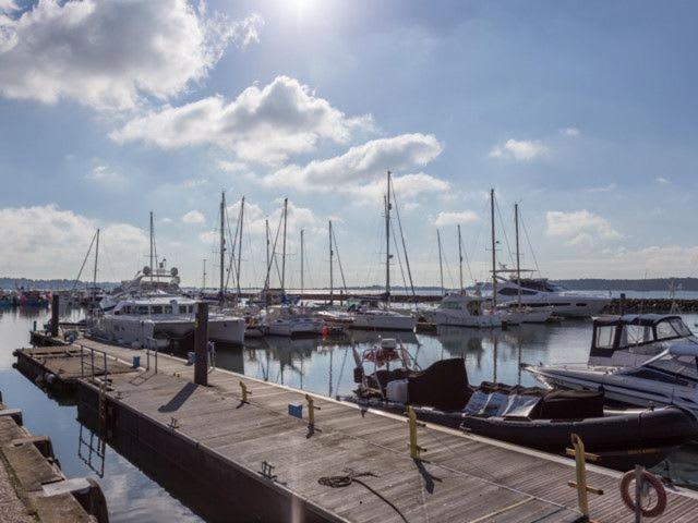 Tally Ho Poole Buitenkant foto